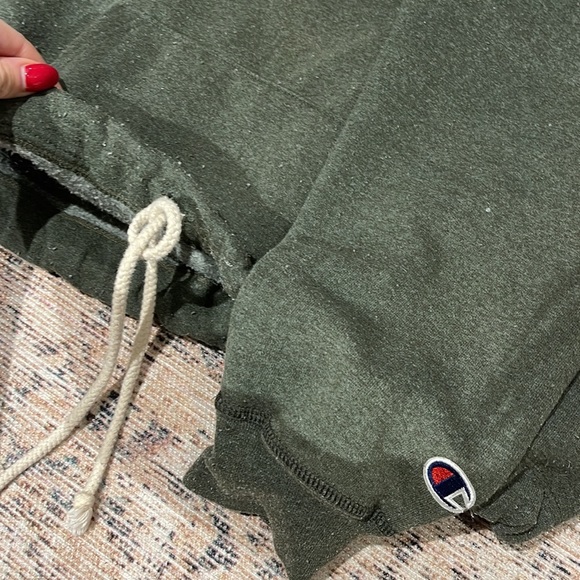 Champion Reworked Cropped Hoodie - Picture 2 of 4